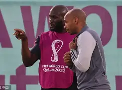 比利时队名将重返国家队，备战国际杯赛(比利时国家队队员名单)